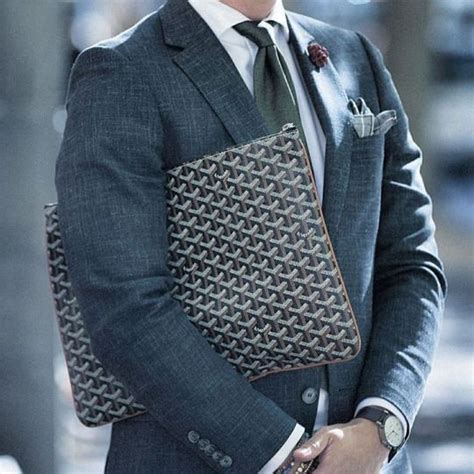 goyard clutch men.